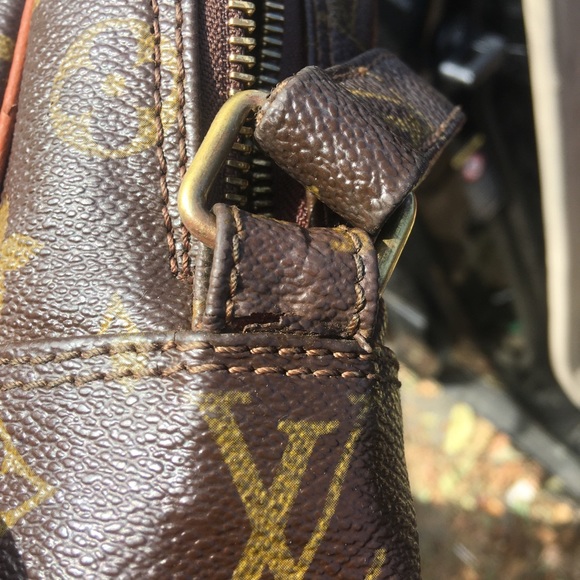 Louis Vuitton
Marceau Brown Monogram Shoulder Bag - Picture 15 of 16